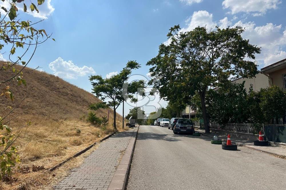 İLK YERLEŞİM MAHALLESİ GÜVENÇKENT SİTESİ KİRALIK 5+1 VİLLA