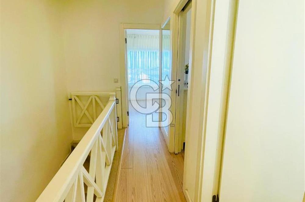 Çeşme Aya Yorgi Koyu Full Deniz Manzaralı Satılık Villa