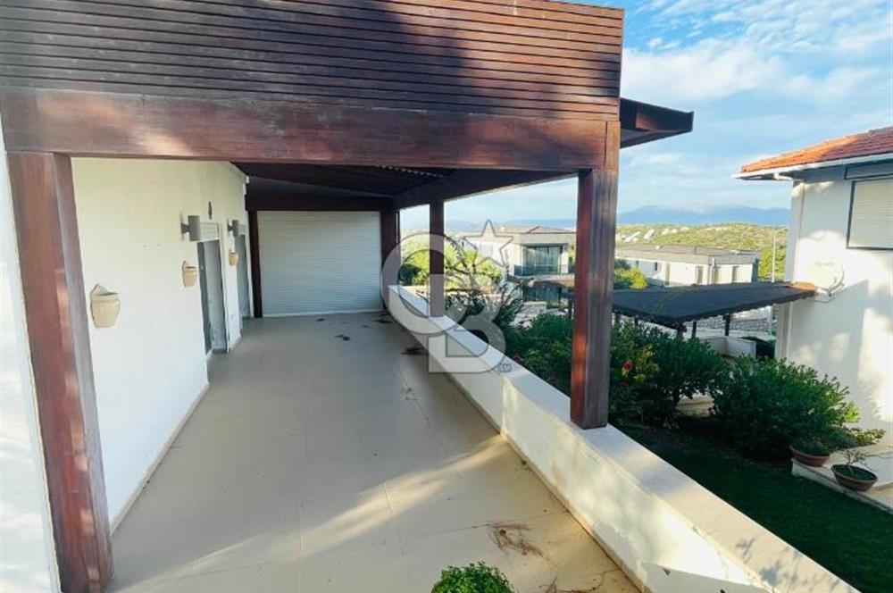 Çeşme Aya Yorgi Koyu Full Deniz Manzaralı Satılık Villa