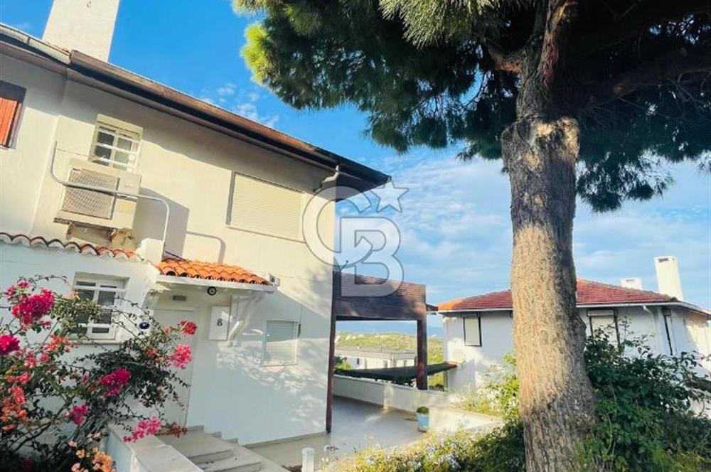 Çeşme Aya Yorgi Koyu Full Deniz Manzaralı Satılık Villa