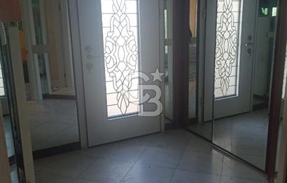 Angora Evlerinde Köşe Başı 5+2 Kiralık Villa