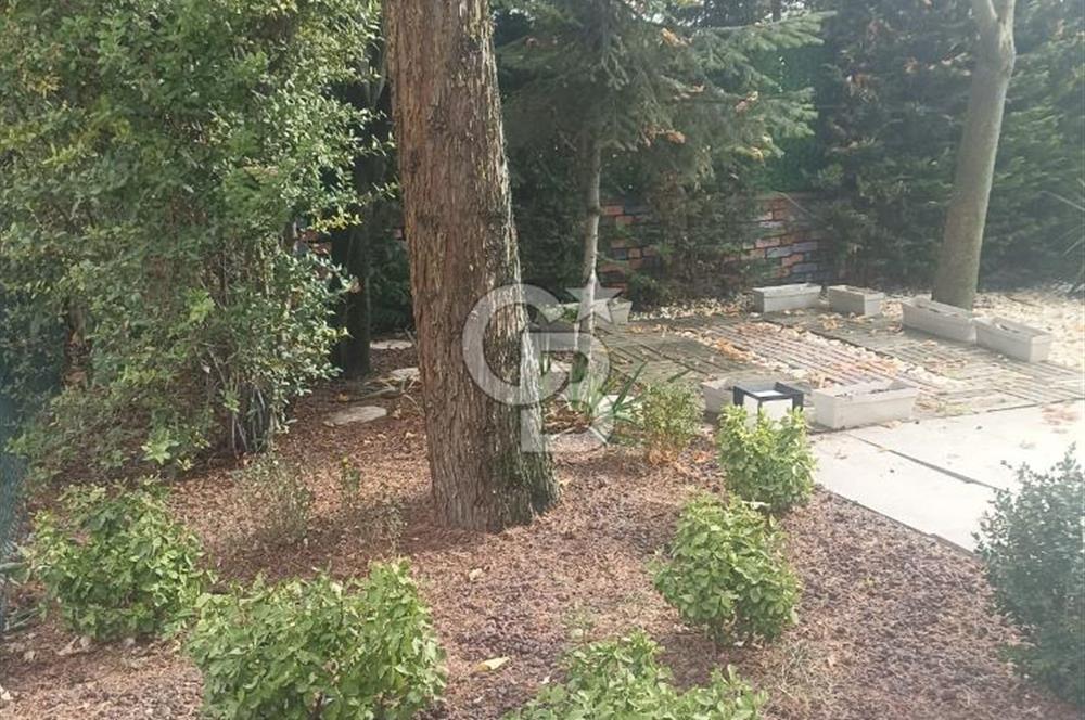 Angora Evlerinde Köşe Başı 5+2 Kiralık Villa