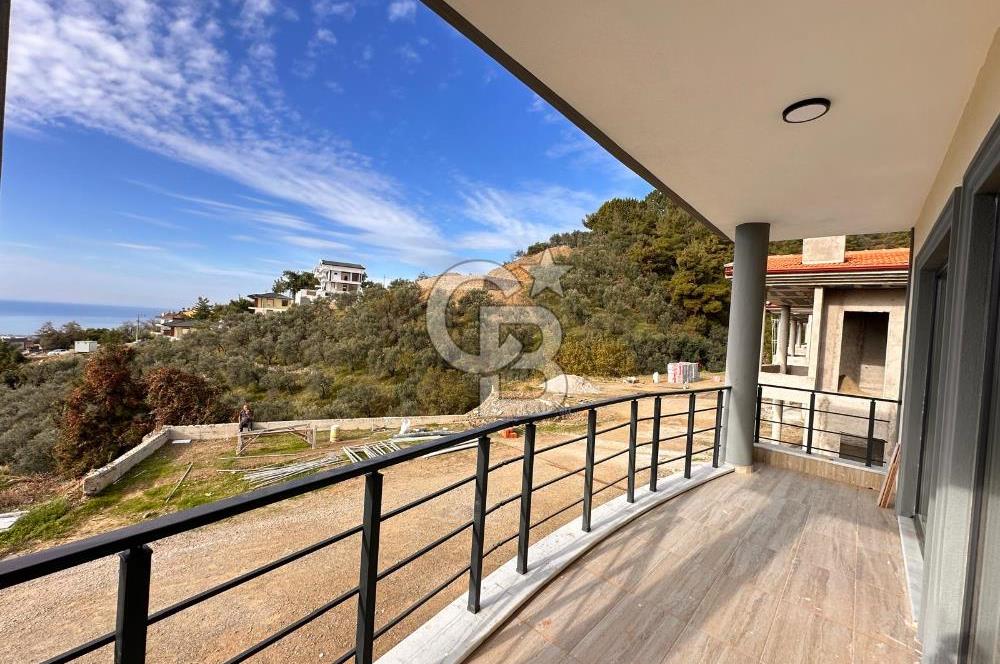 ALTINOLUK MUHTEŞEM MANZARALI VİLLA