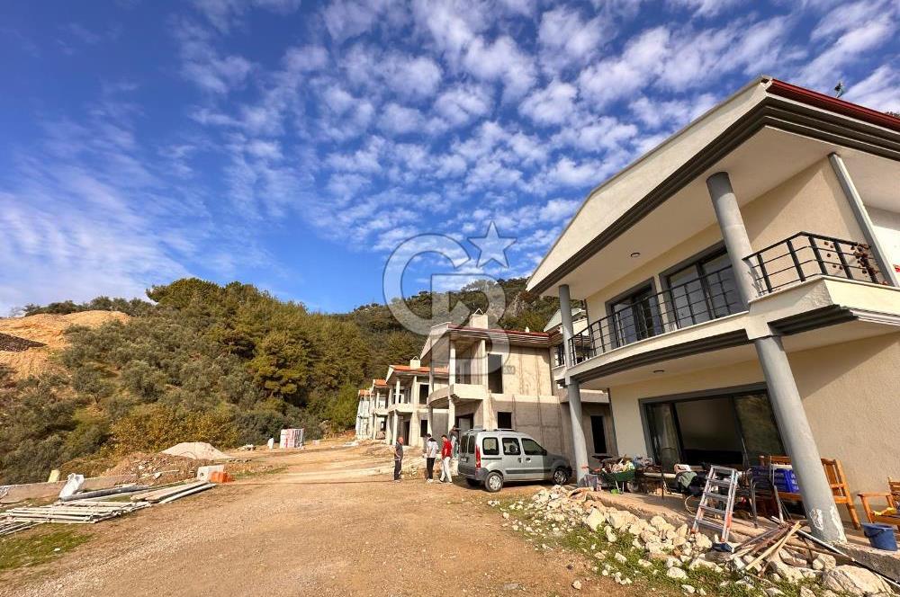 ALTINOLUK MUHTEŞEM MANZARALI VİLLA