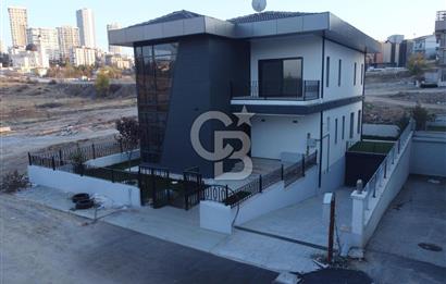 BİLKENT 3 BEYTEPE'DE SATILIK ÖZEL MİMARİ TASARIMLI LÜKS VİLLA