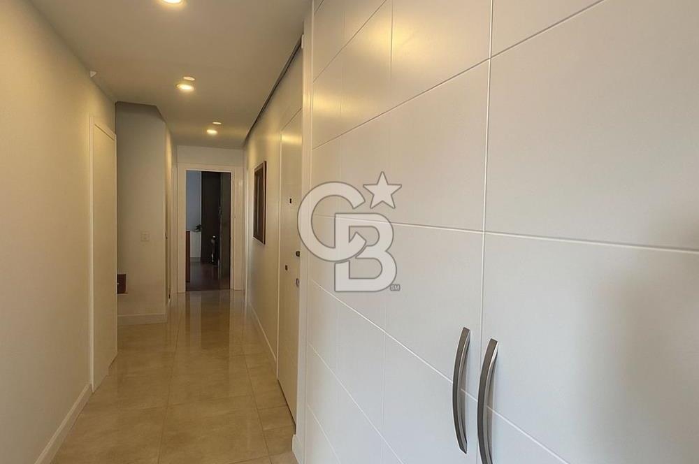 Fenerbahçe Bağdat Caddesi’ne Yakın – Teraslı 223 m² Satılık Çatı Dubleksi