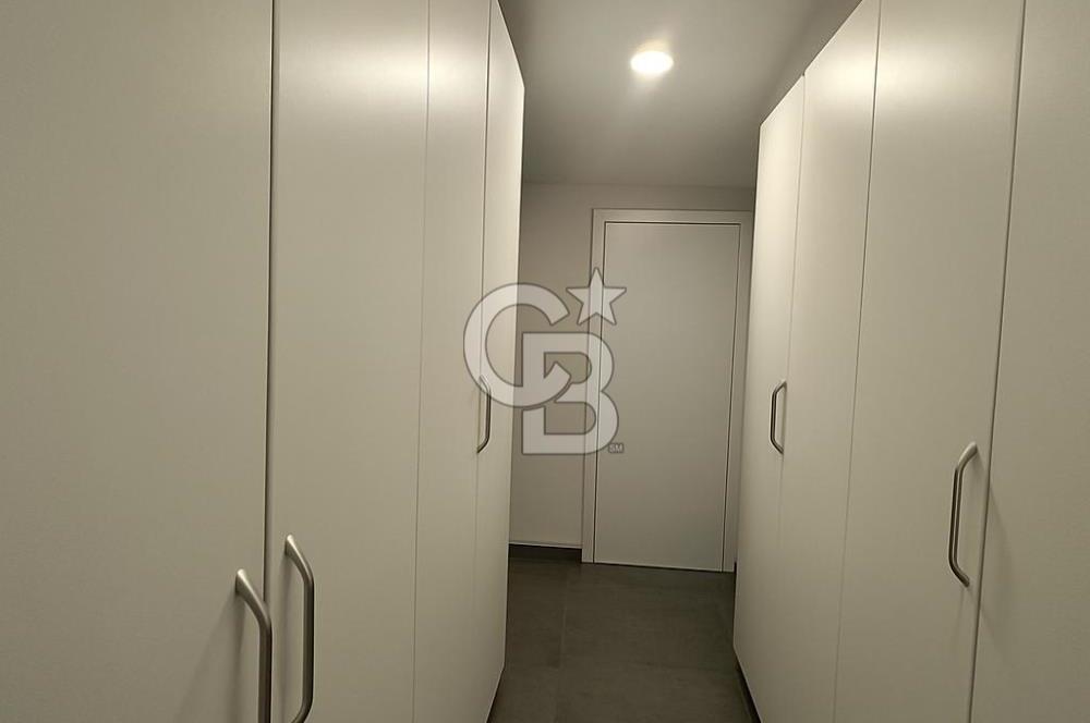 Fenerbahçe Bağdat Caddesi’ne Yakın – Teraslı 223 m² Satılık Çatı Dubleksi