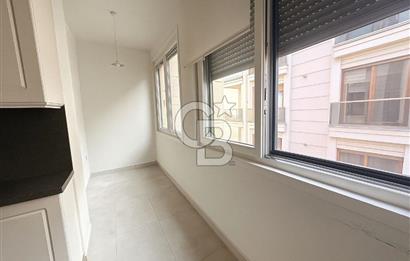 Fenerbahçe Bağdat Caddesi’ne Yakın – Teraslı 223 m² Satılık Çatı Dubleksi