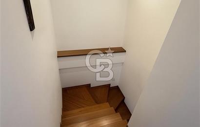 Fenerbahçe Bağdat Caddesi’ne Yakın – Teraslı 223 m² Satılık Çatı Dubleksi