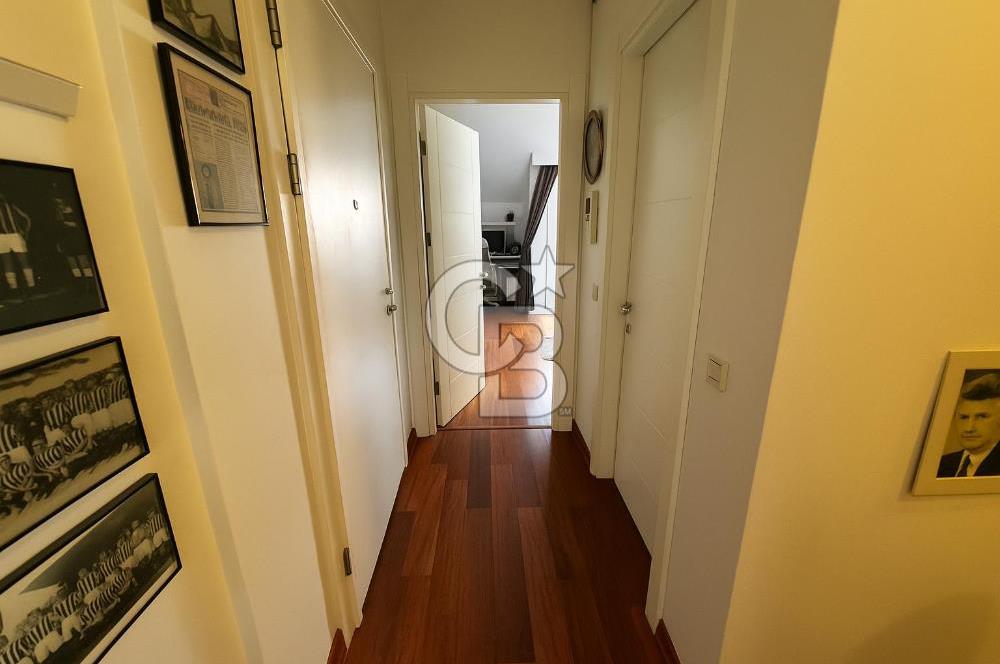 Fenerbahçe Bağdat Caddesi’ne Yakın – Teraslı 223 m² Satılık Çatı Dubleksi