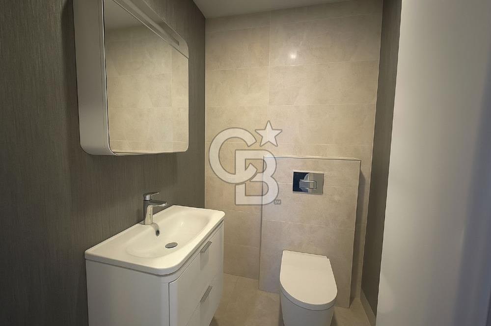 Fenerbahçe Bağdat Caddesi’ne Yakın – Teraslı 223 m² Satılık Çatı Dubleksi