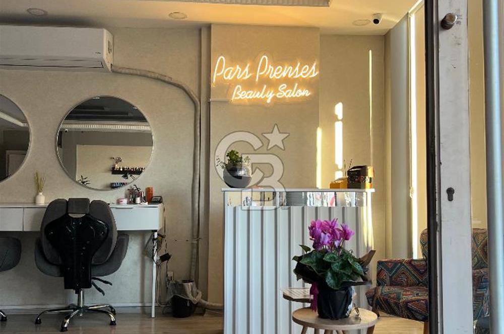 Büyükçekmece’de Satılık Güzellik Salonu ve Ofis 