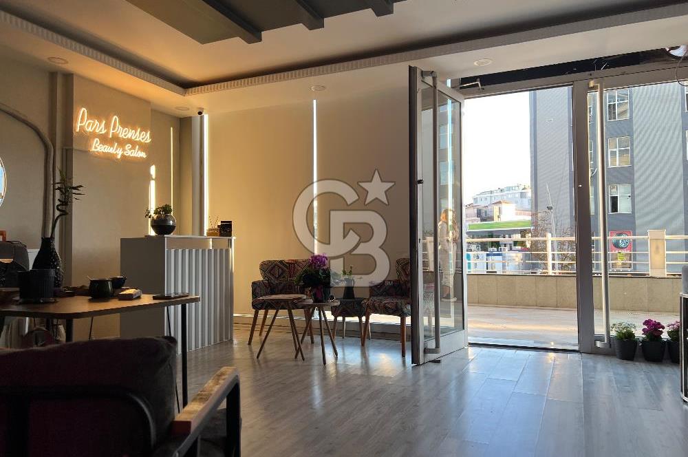 Büyükçekmece’de Satılık Güzellik Salonu ve Ofis 