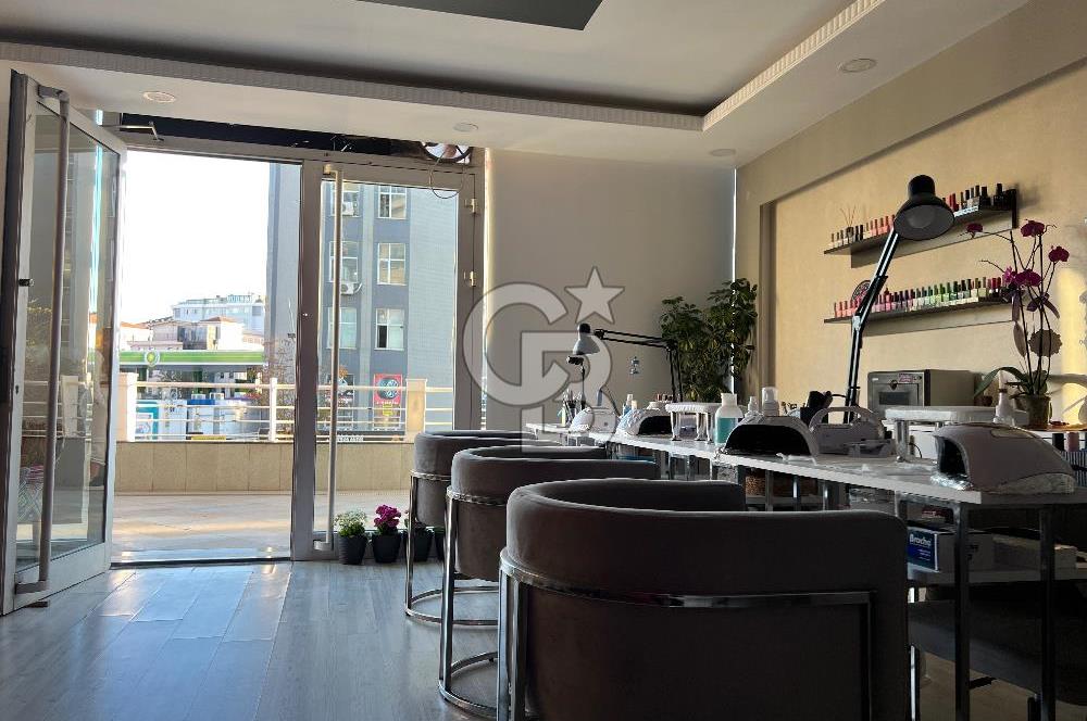 Büyükçekmece’de Satılık Güzellik Salonu ve Ofis 