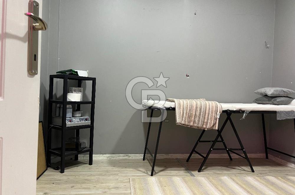 Büyükçekmece’de Satılık Güzellik Salonu ve Ofis 