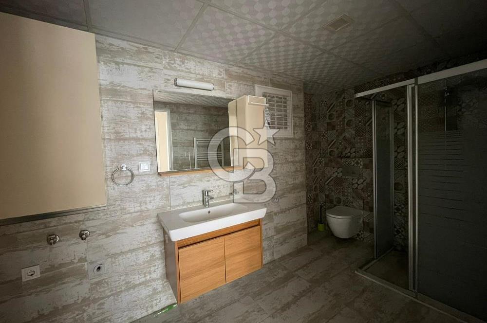 Adana/Çukurova Yurt Mah. Sosyete pazarı yanında 3+1 5.kat Doğu,Güney,Kuzey 