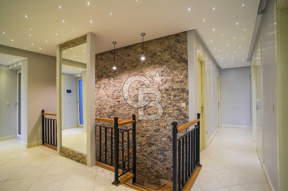 RINGS ISTANBUL SİTESİNDE SATILIK BOŞ 250 M2 NET BAHÇE DUBLEKSİ