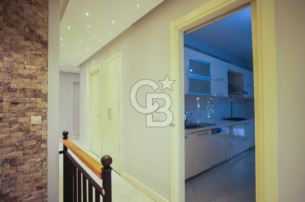 RINGS ISTANBUL SİTESİNDE SATILIK BOŞ 250 M2 NET BAHÇE DUBLEKSİ