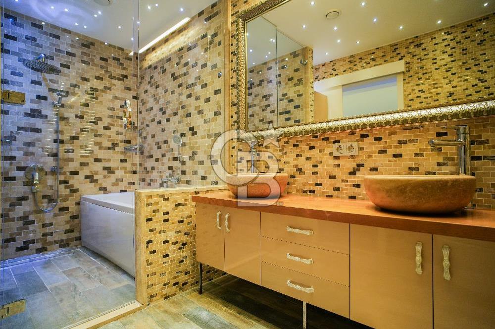 RINGS ISTANBUL SİTESİNDE SATILIK BOŞ 250 M2 NET BAHÇE DUBLEKSİ