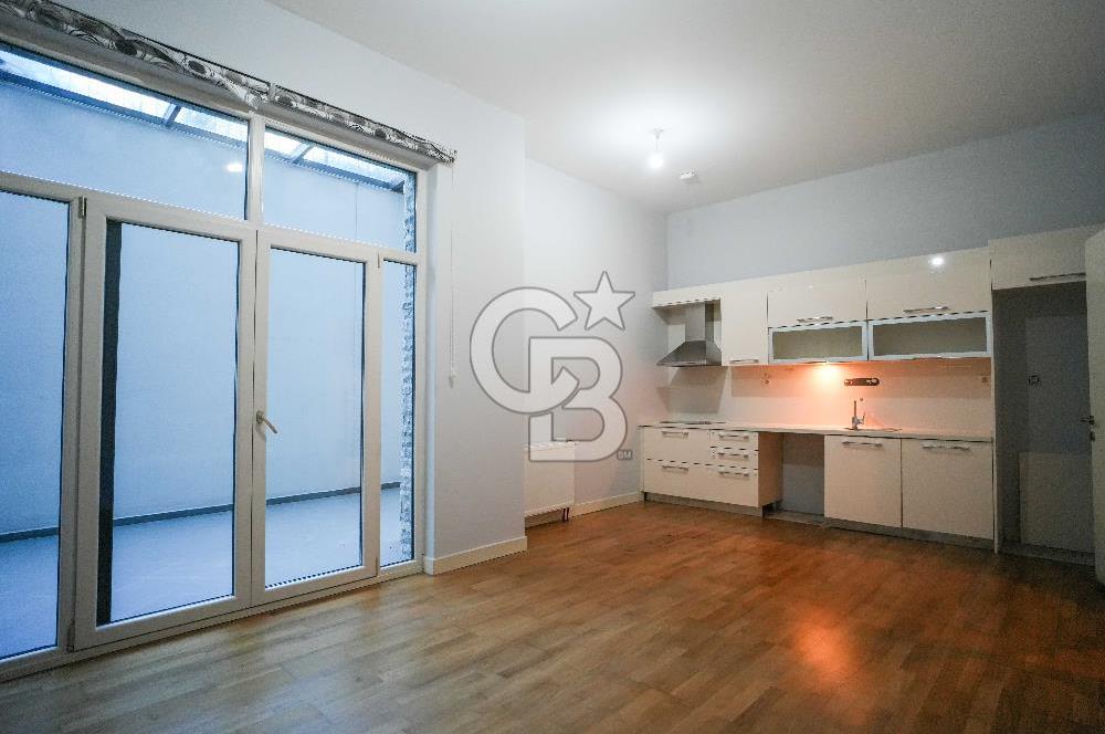 RINGS ISTANBUL SİTESİNDE SATILIK BOŞ 250 M2 NET BAHÇE DUBLEKSİ