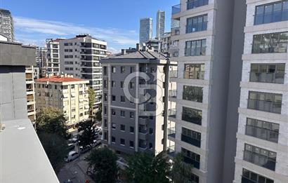 Fenerbahçe Bağdat Caddesi’ne Yakın – Teraslı 223 m² Satılık Çatı Dubleksi