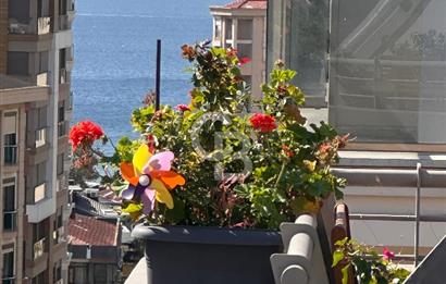 Fenerbahçe Bağdat Caddesi’ne Yakın – Teraslı 223 m² Satılık Çatı Dubleksi