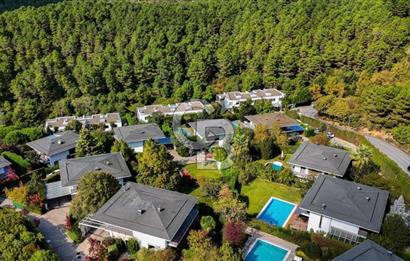 Çekmeköy Mayavera 1.Etap Kiralık Tripleks Villa