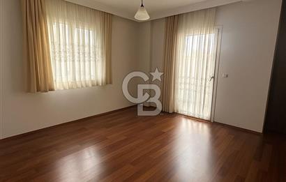 Fenerbahçe Bağdat Caddesi’ne Yakın – Teraslı 223 m² Satılık Çatı Dubleksi