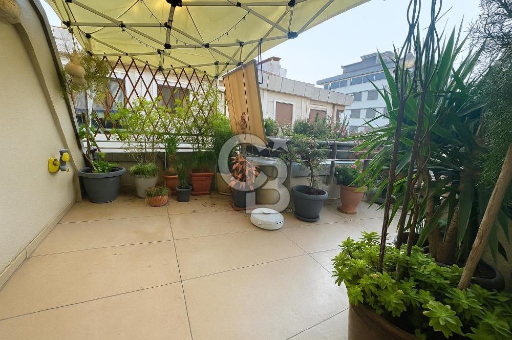 Fenerbahçe Bağdat Caddesi’ne Yakın – Teraslı 223 m² Satılık Çatı Dubleksi