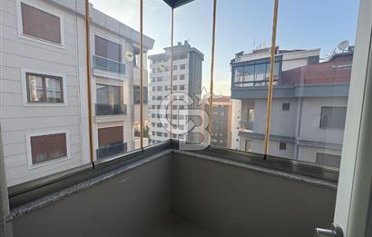 Fenerbahçe Bağdat Caddesi’ne Yakın – Teraslı 223 m² Satılık Çatı Dubleksi