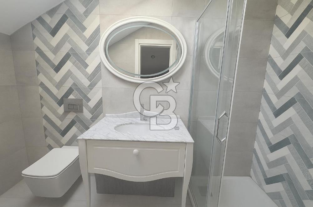 Fenerbahçe Bağdat Caddesi’ne Yakın – Teraslı 223 m² Satılık Çatı Dubleksi