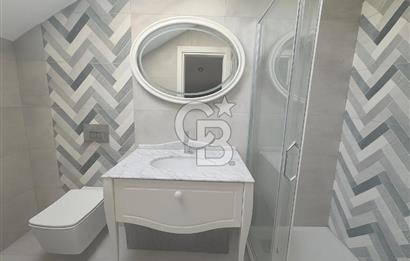 Fenerbahçe Bağdat Caddesi’ne Yakın – Teraslı 223 m² Satılık Çatı Dubleksi