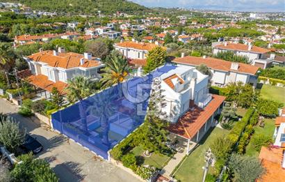 ÇEŞME ALTINYUNUS / DENİZ MANZARALI DENİZE 400 M / MÜSTAKİL HAVUZLU SATILIK VİLLA