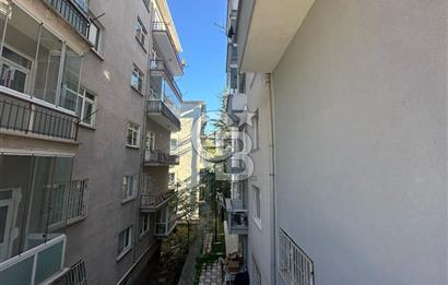 Güvenevler Mahallesi'nde Satılık Depolu Dükkan