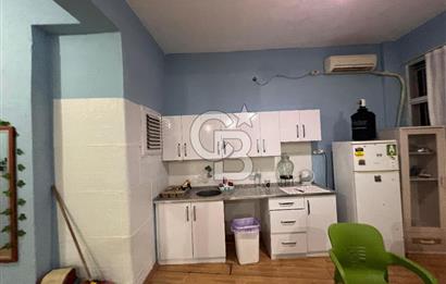 Bornova Merkezi Konumda Kiralık Dükkan 