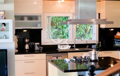 Urla Çeşmealtın’da Satılık Müstakil Havuzlu Villa 