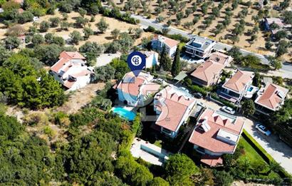 Urla Çeşmealtın’da Satılık Müstakil Havuzlu Villa 