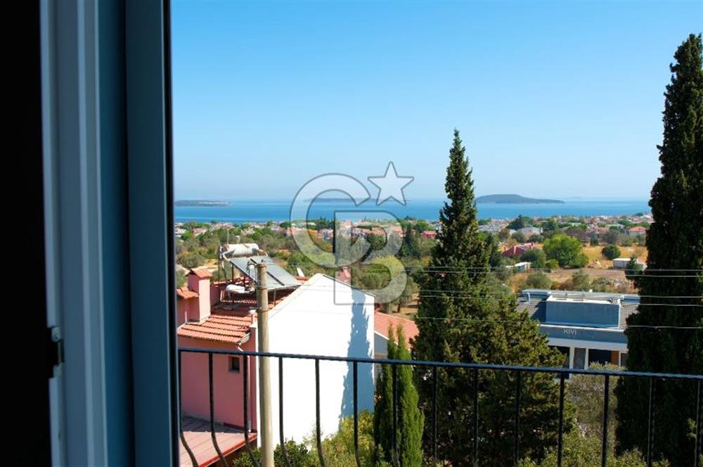 Urla Çeşmealtın’da Satılık Müstakil Havuzlu Villa 