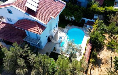 Urla Çeşmealtın’da Satılık Müstakil Havuzlu Villa 