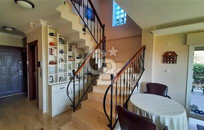 Urla Çeşmealtın’da Satılık Müstakil Havuzlu Villa 