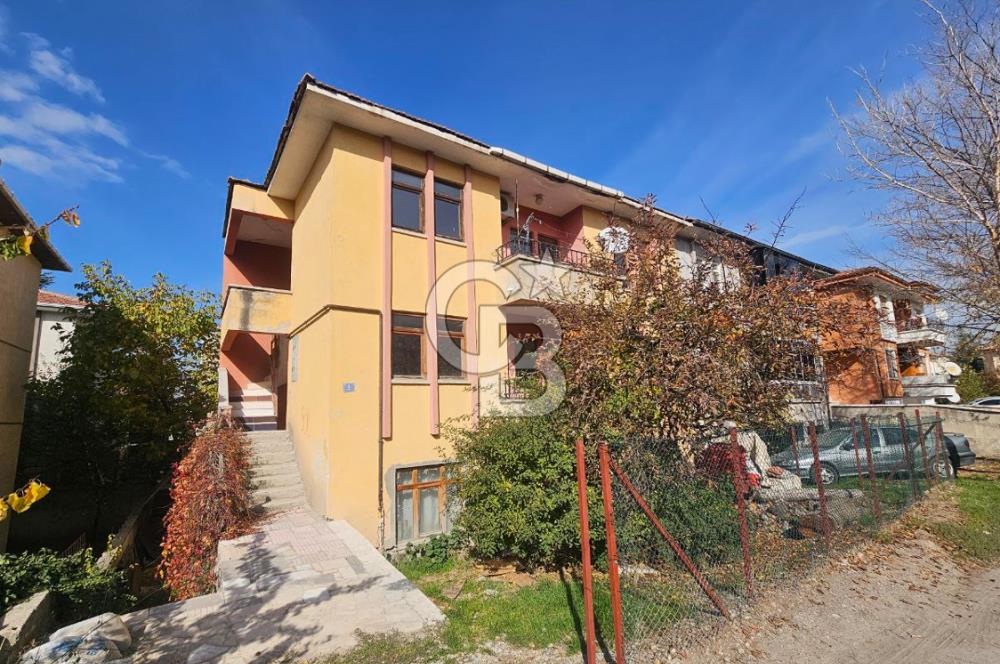 Keçiören Ovacık'ta 2 Katlı 4 Daireden Oluşan Komple Bina