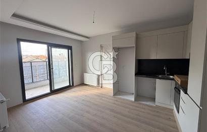Bornova Çamdibi Tuval Yapıda Kiralık Arakat 1+1 Daire 