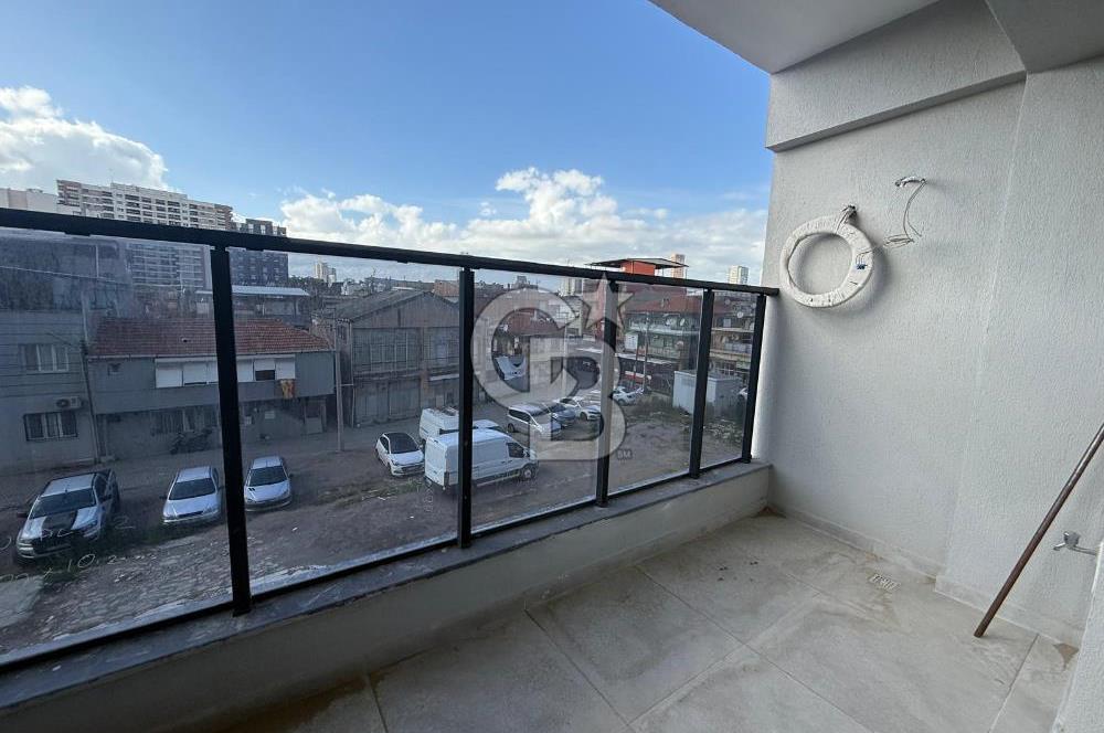 Bornova Çamdibi Tuval Yapıda Kiralık Arakat 1+1 Daire 