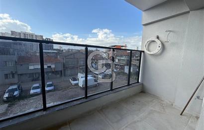 Bornova Çamdibi Tuval Yapıda Kiralık Arakat 1+1 Daire 