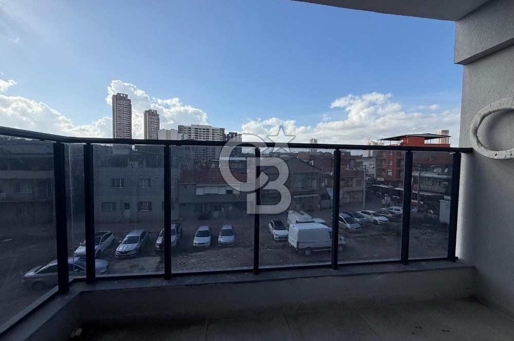 Bornova Çamdibi Tuval Yapıda Kiralık Arakat 1+1 Daire 