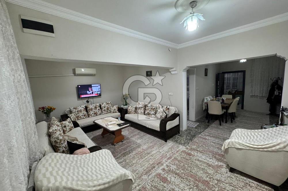 Karabağlar Yunus Emre Mahallesin'de Satılık 1+1 Geniş Daire