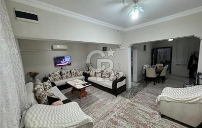 Karabağlar Yunus Emre Mahallesin'de Satılık 1+1 Geniş Daire