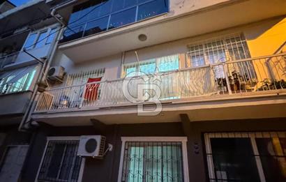 Karabağlar Yunus Emre Mahallesin'de Satılık 1+1 Geniş Daire