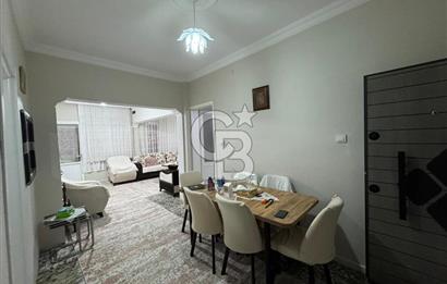 Karabağlar Yunus Emre Mahallesin'de Satılık 1+1 Geniş Daire