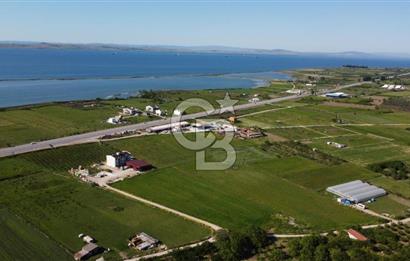 ÇANAKKALE LAPSEKİ ÇARDAK'TA HUZURLU YAŞAM İÇİN VİLLA İMARLI ARSA